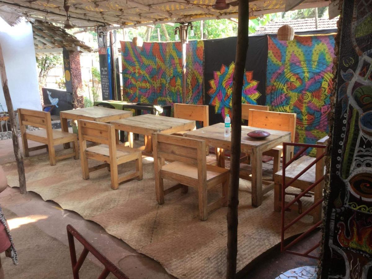 Hippie hostel Anjuna Exterior foto